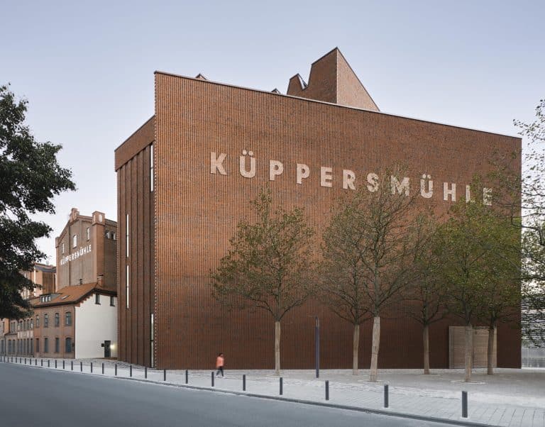 Read more about the article Erweiterungsbau der Küppersmühle in Duisburg